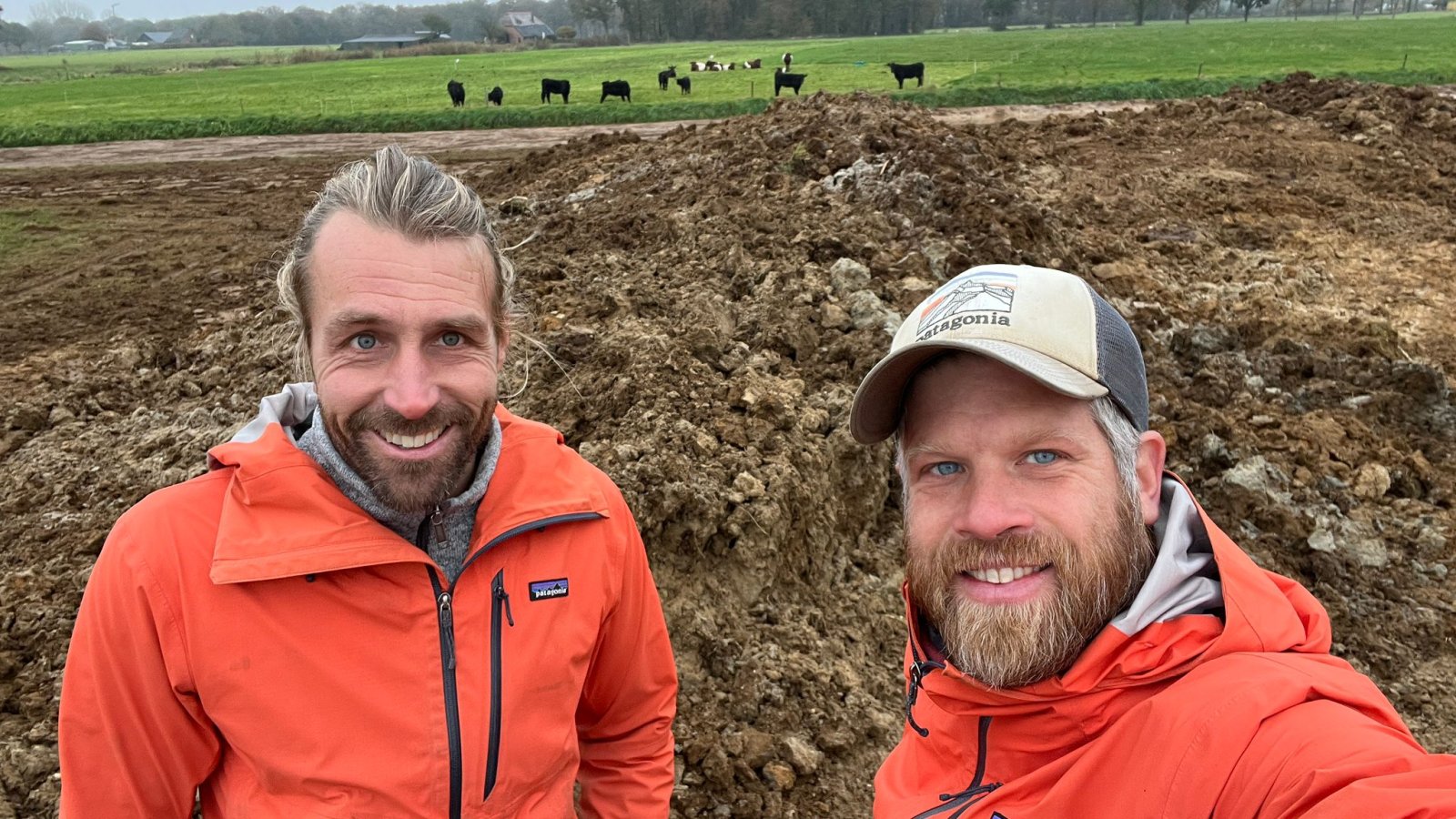 Boeren Niels en Jaap bij wat over een aantal jaar een natuurvrie