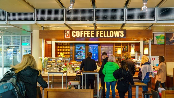 Bizz & Dis | Coffee Fellows bij tankstations en ander zakennieuws