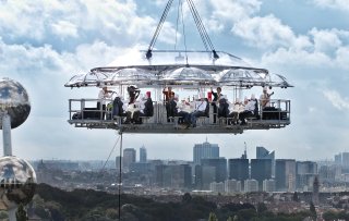 Dinner in the sky