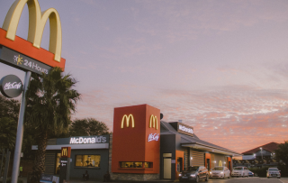 McDonald's ziet verkoop voor het eerst in 5 jaar dalen