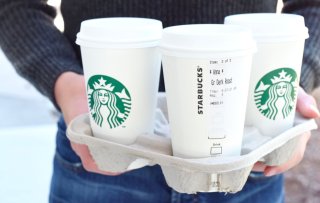 Starbucks schaft meerprijs voor soja- en havermelk af