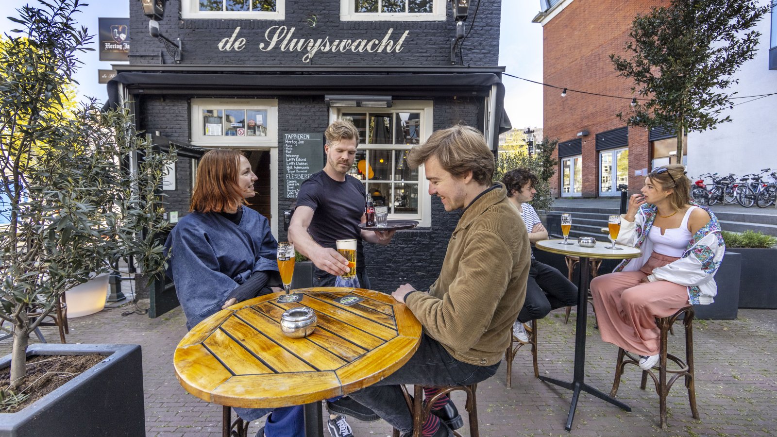 bier op terras