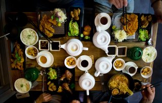 Britse overheid betaalt de helft van restaurantbezoek